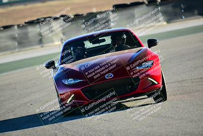 media/Dec-13-2025-Extreme Speed (Sat) [[d129ecb0b9]]/Beginner/Session 3 (Turn 5)/